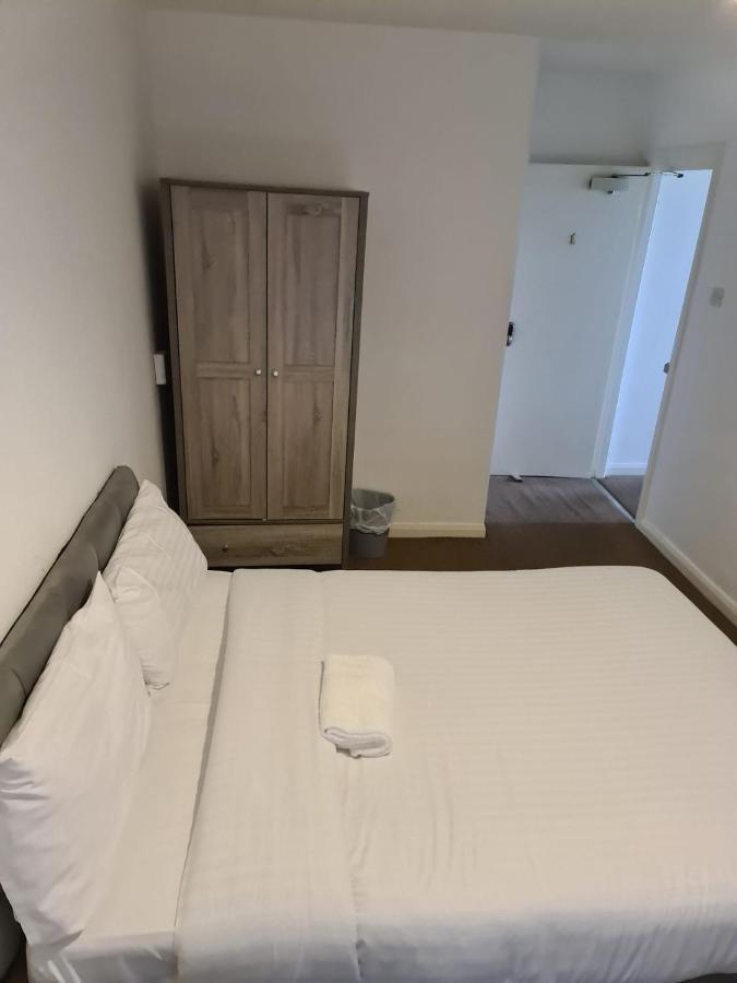 24Hr Self Check In Apartment Central Μπάρνσλεϊ Εξωτερικό φωτογραφία