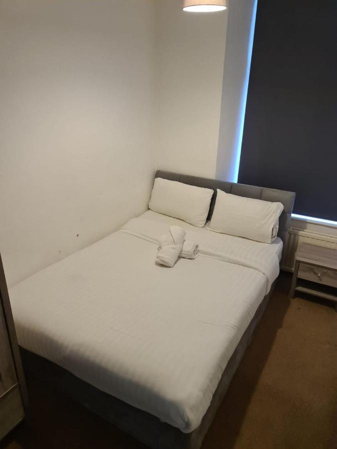 24Hr Self Check In Apartment Central Μπάρνσλεϊ Εξωτερικό φωτογραφία
